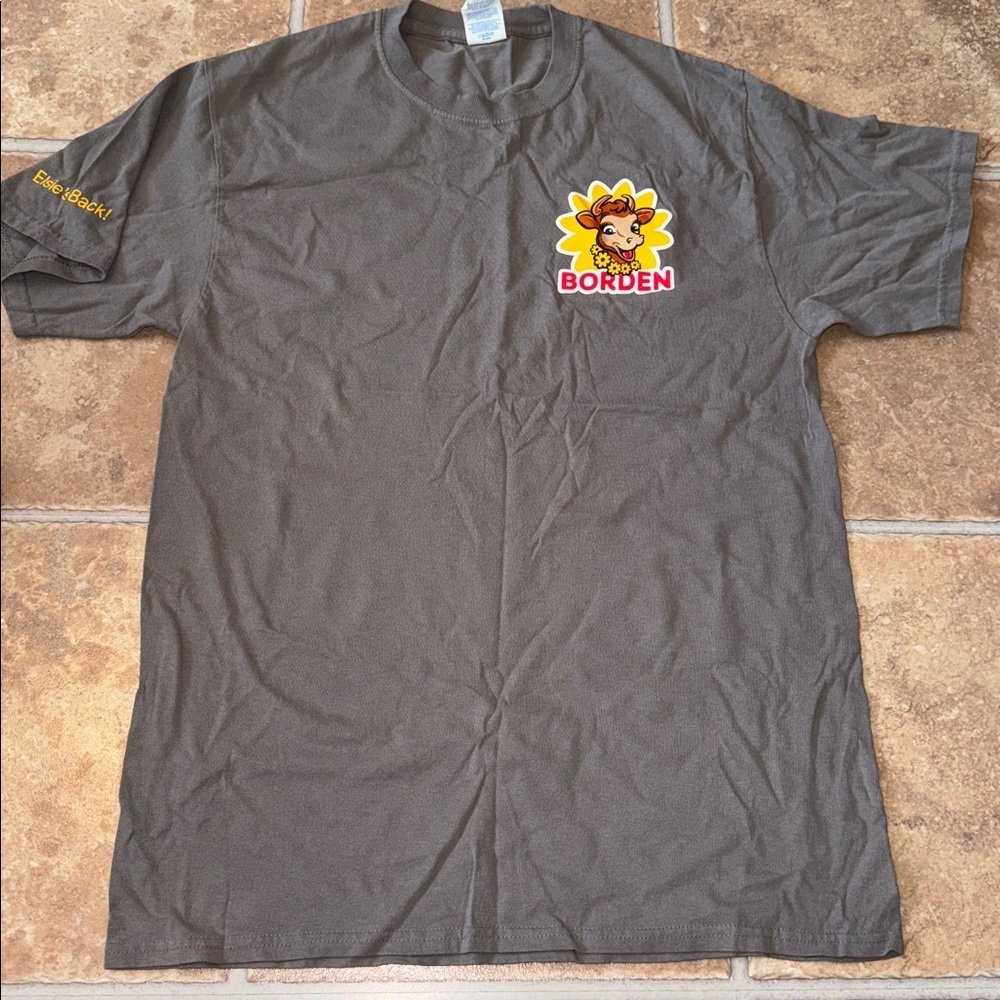Borden / Elsie the Milk Cow Gray T-Shirt with Logo short sleeve size medium
